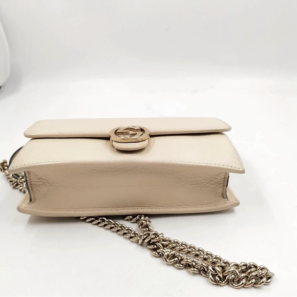 Authentic Gucci cream white interlocking GG woc on chain - Picture 6 of 11